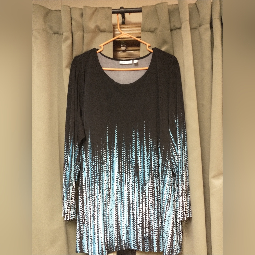 Susan Graver Blouse Top, 3xl, black, blue, white.